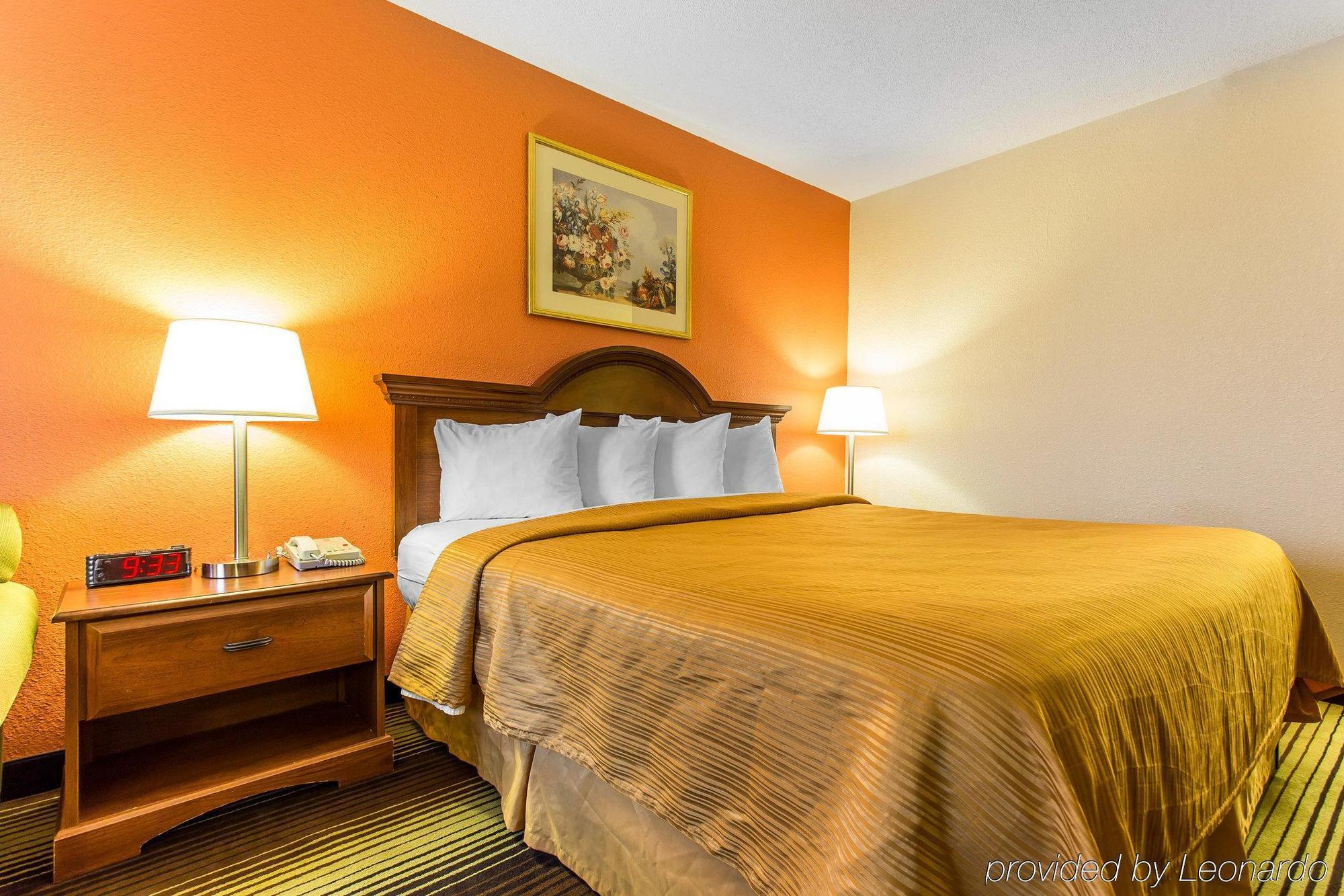 Quality Inn University Winston-Salem Zewnętrze zdjęcie