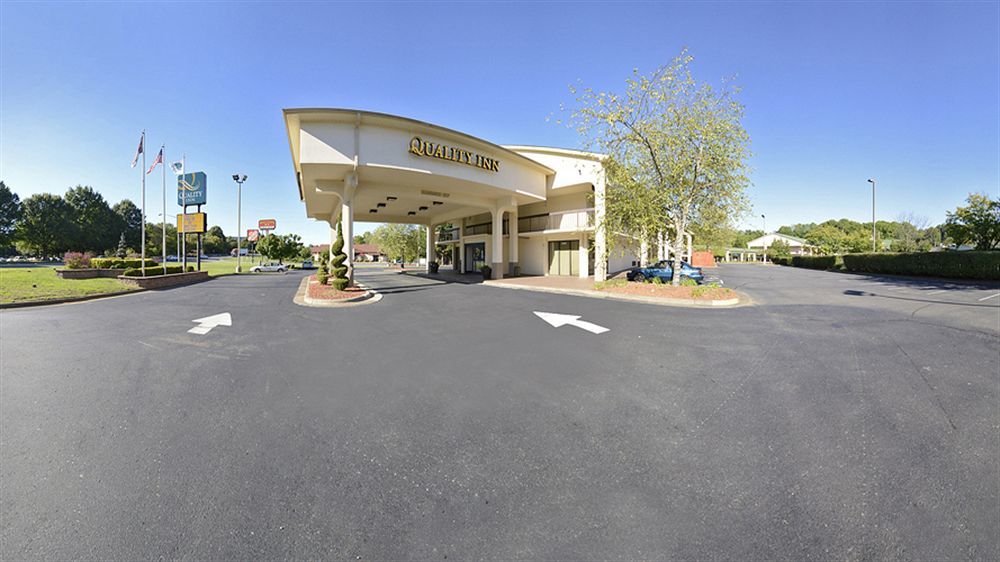Quality Inn University Winston-Salem Zewnętrze zdjęcie