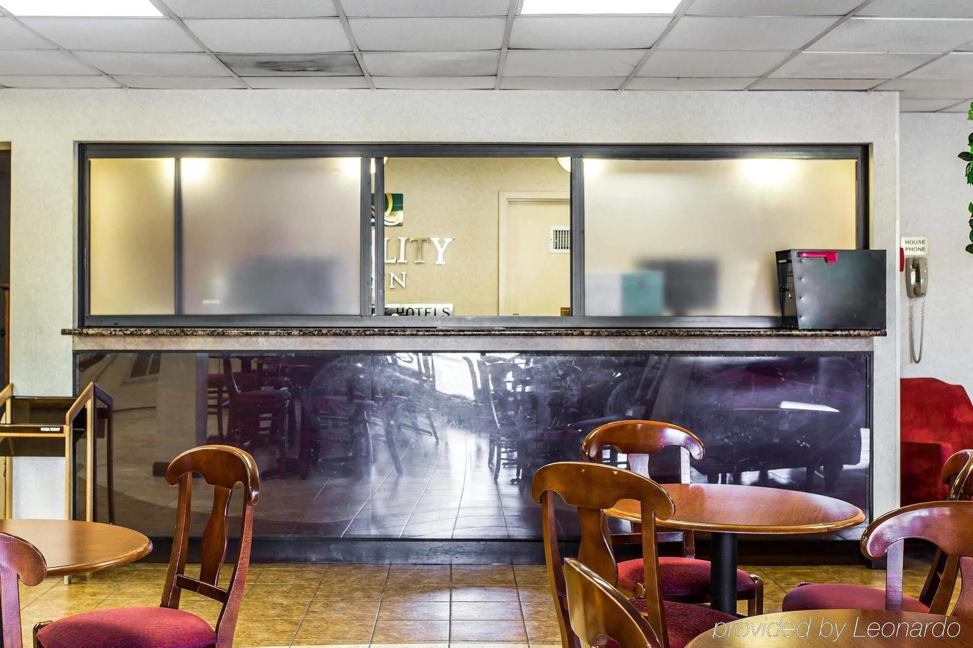 Quality Inn University Winston-Salem Zewnętrze zdjęcie
