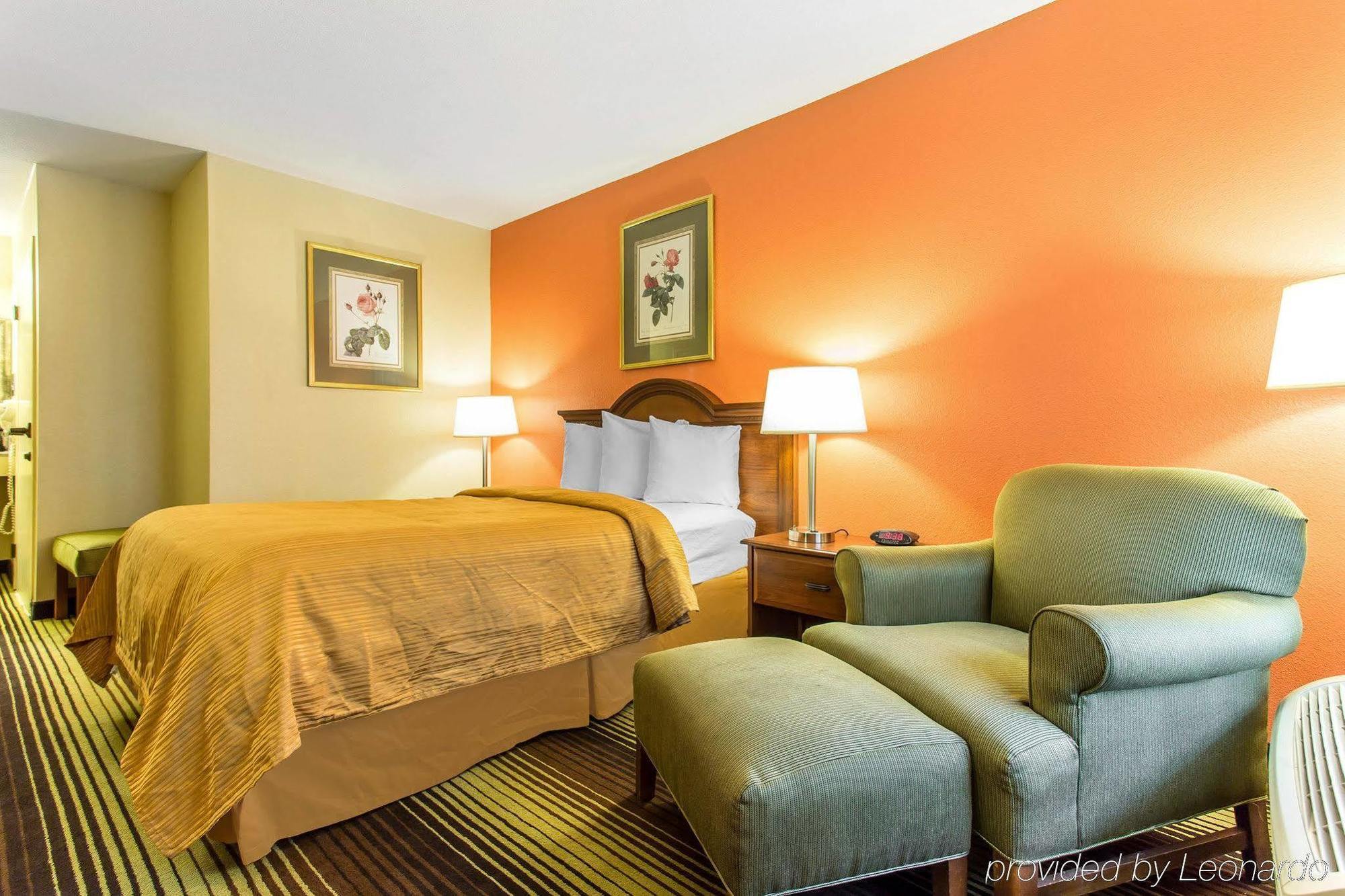 Quality Inn University Winston-Salem Zewnętrze zdjęcie