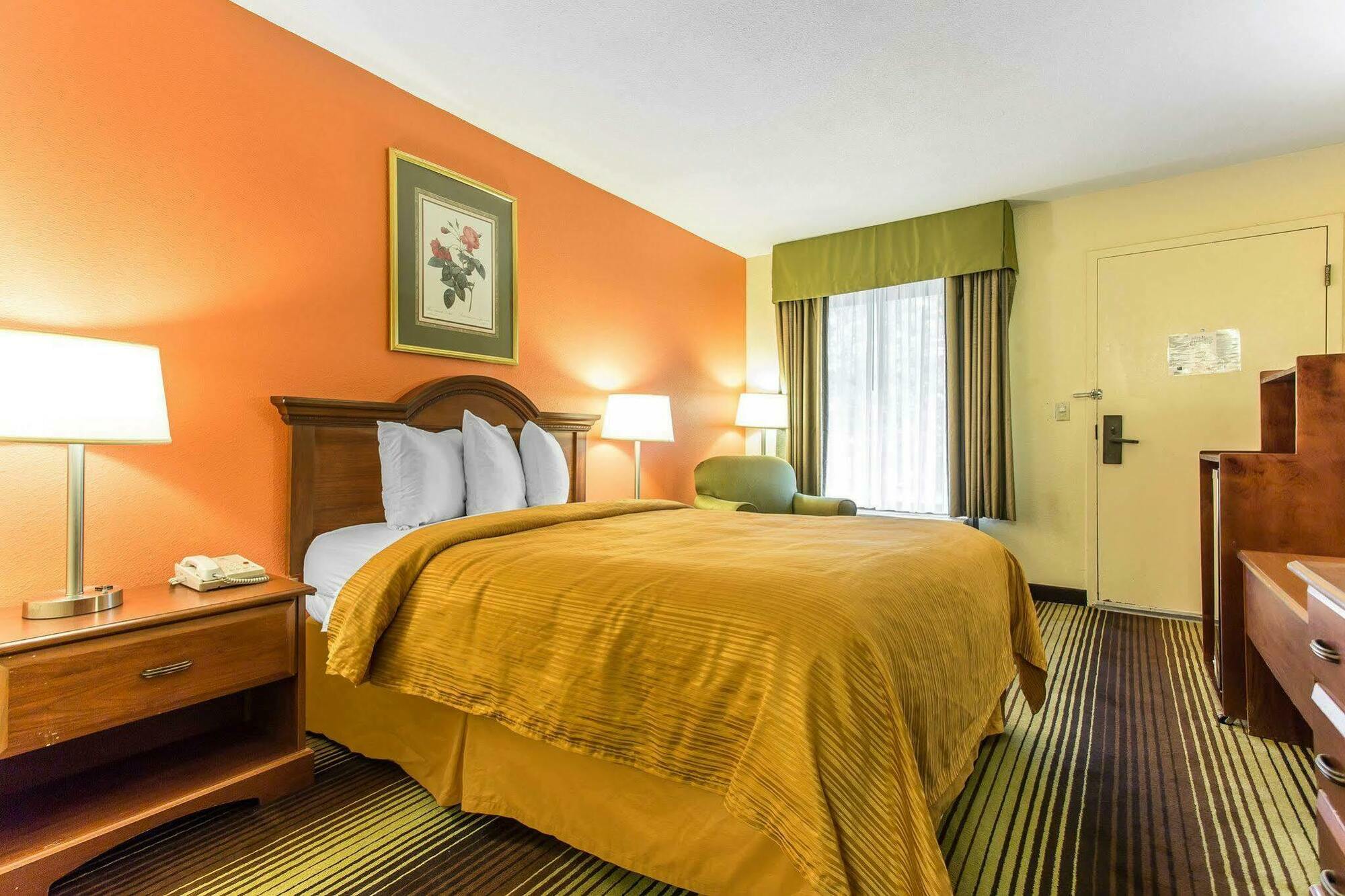 Quality Inn University Winston-Salem Zewnętrze zdjęcie